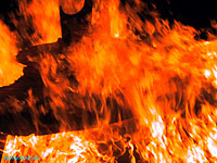 [thumbnail image: undr_fire.jpg]